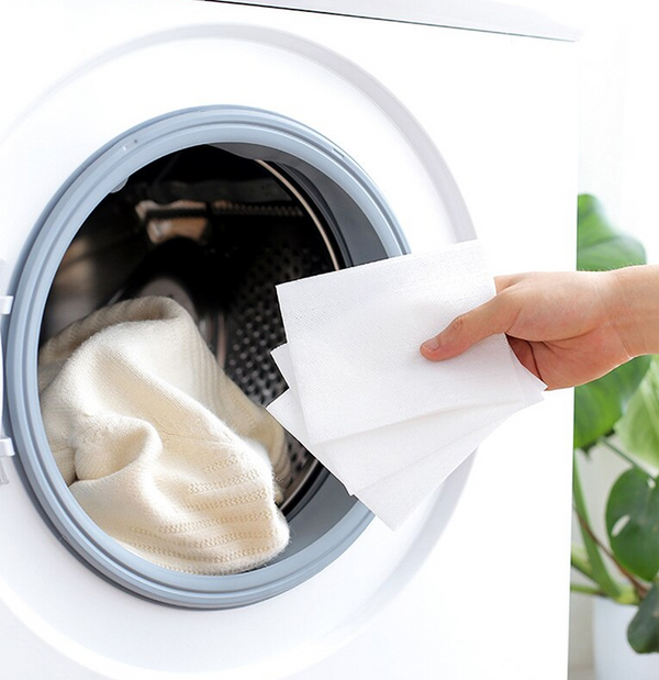 Магични марамчиња за апсорбирање на боја при перење алишта